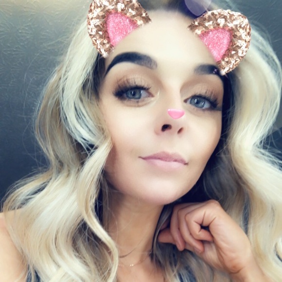 Meet your Posher, Jes - Picture 2 of 2